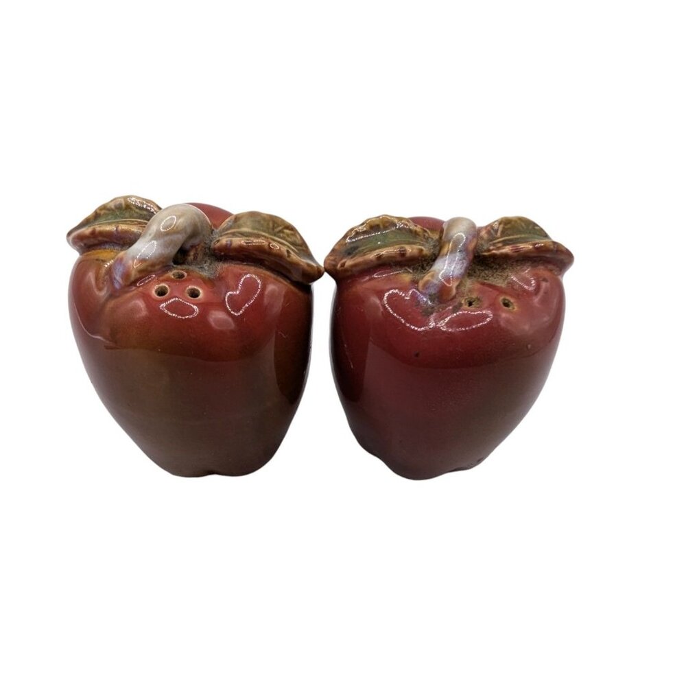 Vintage Red Apple Shaped Ceramic Salt & Pepper Shakers - Picture 4 of 9